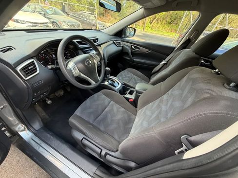 Used 2016 Nissan Rogue S AWD/4WD image 20