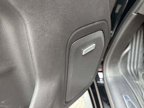 Certified 2021 GMC Sierra 1500 AT4 w/ AT4 Value Package image 31