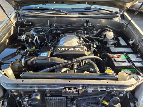 Used 2003 Toyota Sequoia SR5 image 27