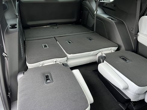 New 2026 Chevrolet Tahoe Premier image 23