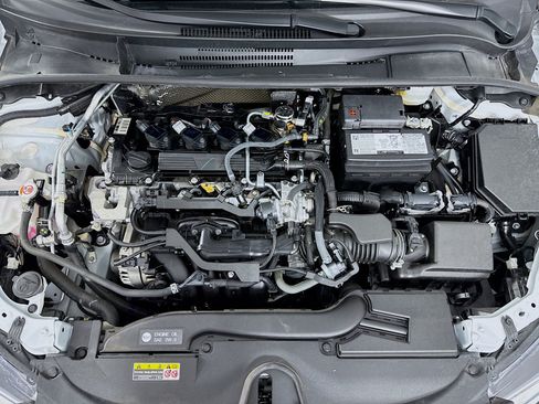 Certified 2025 Toyota Corolla SE FWD image 28