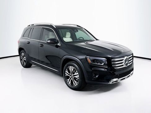 New 2026 Mercedes-Benz GLB 250 image 3