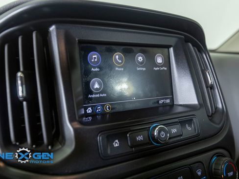 Used 2020 Chevrolet Colorado W/T w/ WT Convenience Package RWD image 17
