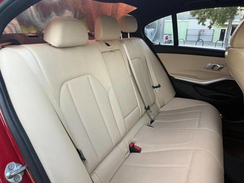 Used 2019 BMW 330i xDrive Sedan w/ Driving Assistance Package image 23