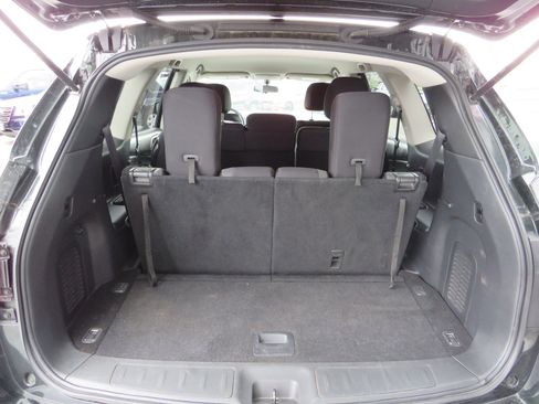 Used 2018 Nissan Pathfinder SV w/ SV All Weather Package image 30