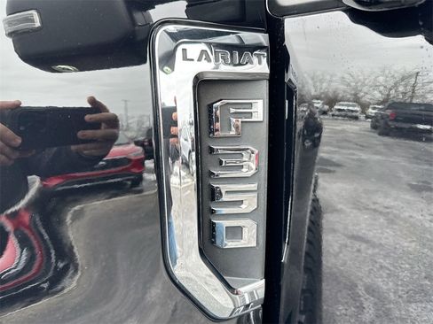 Used 2017 Ford F350 Lariat w/ Lariat Ultimate Package image 28