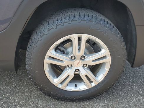 Used 2019 GMC Terrain SLE w/ Driver Convenience Package AWD/4WD image 6