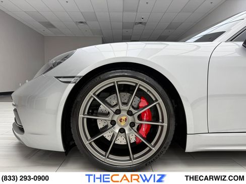 Used 2024 Porsche 718 Cayman GT4 image 9