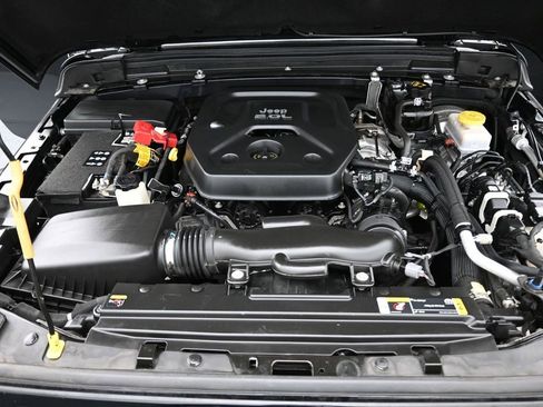 Used 2021 Jeep Wrangler Unlimited Sport image 15