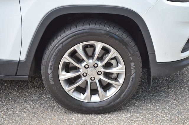 Used 2021 Jeep Cherokee Latitude Lux AWD/4WD image 10