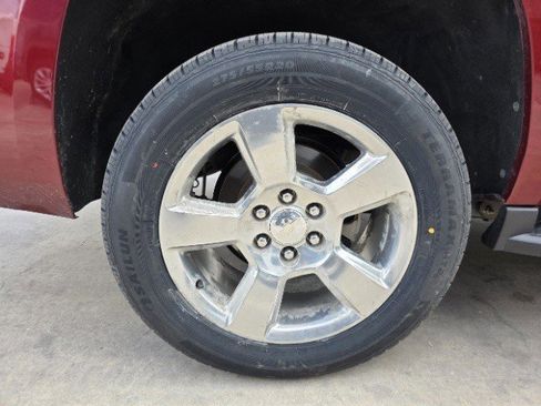 Used 2018 Chevrolet Suburban LT w/ Texas Edition Package image 16