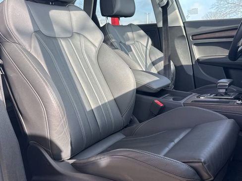 Used 2024 Audi Q5 2.0T Premium Plus image 22