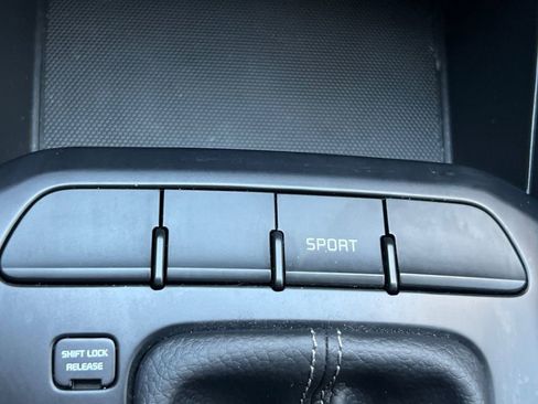 Used 2023 Kia Rio S FWD image 25
