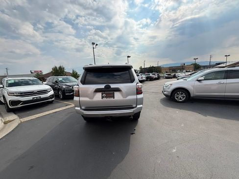 Used 2021 Toyota 4Runner TRD Off-Road Premium w/ Moonroof Package image 8