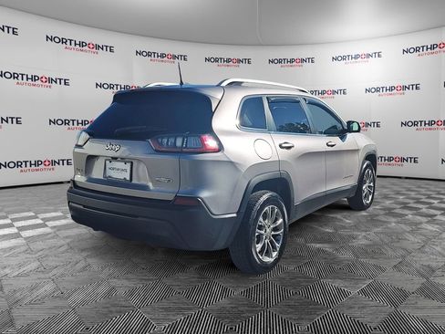 Used 2020 Jeep Cherokee Latitude Plus w/ Cold Weather Group AWD/4WD image 6