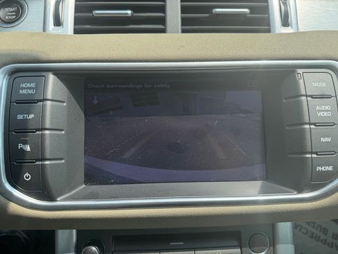 Used 2013 Land Rover Range Rover Evoque Pure Premium image 22