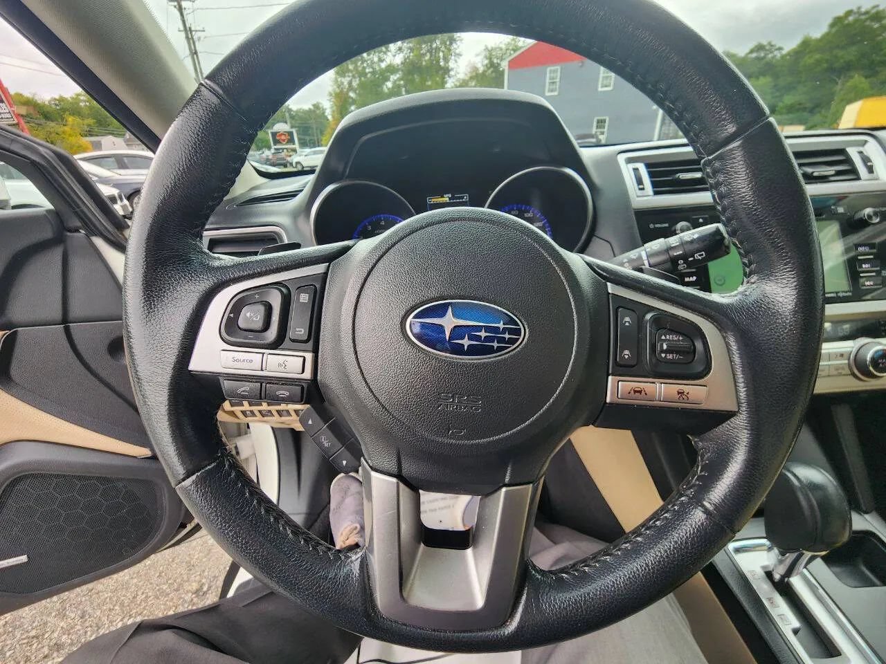 Used 2017 Subaru Outback 3.6R Limited AWD/4WD image 20