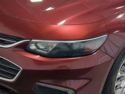 Used 2016 Chevrolet Malibu LT FWD image 14