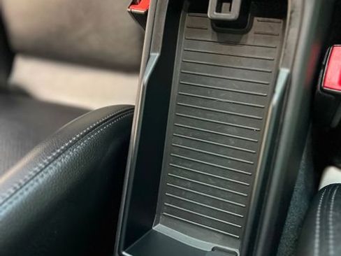 Used 2020 Porsche 718 Cayman S w/ Sport Chrono Package image 30