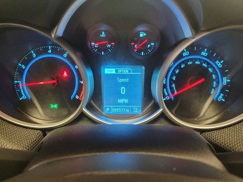 Used 2014 Chevrolet Cruze LT FWD image 23