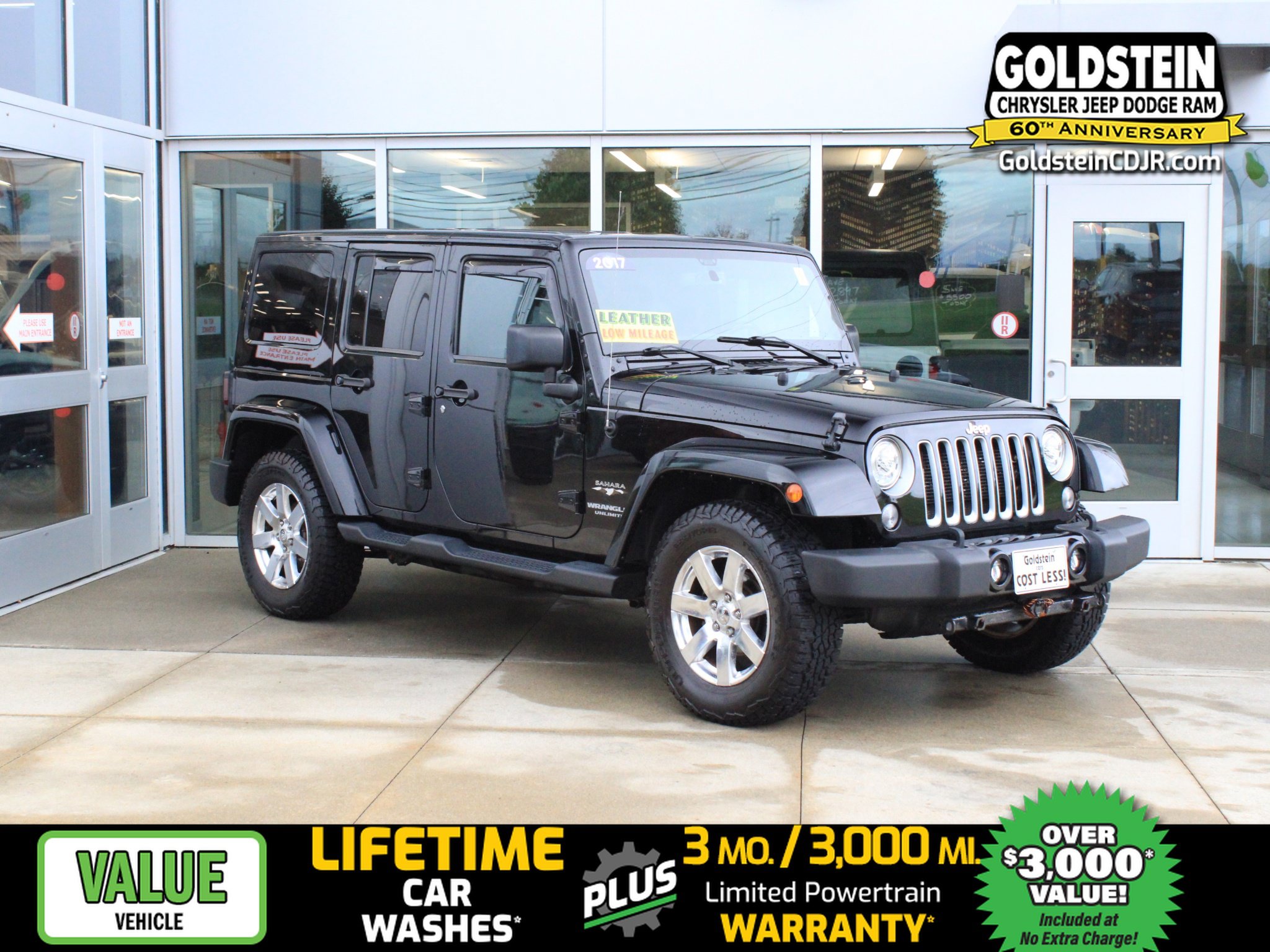 Used 2017 Jeep Wrangler Unlimited Sahara w/ Dual Top Group AWD/4WD image 1
