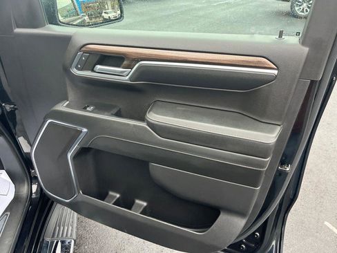 Used 2024 Chevrolet Silverado 1500 LT w/ Protection Package image 27