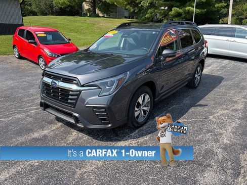 Used 2023 Subaru Ascent Premium w/ Convenience Package AWD/4WD image 2