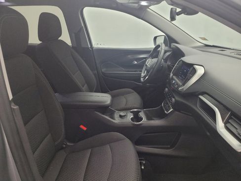 Used 2024 GMC Terrain SLE FWD image 21