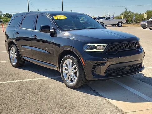 Used 2023 Dodge Durango GT RWD image 6