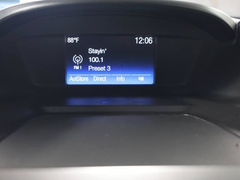 Used 2018 Ford Escape SE FWD image 16