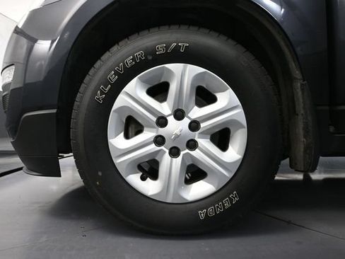 Used 2014 Chevrolet Traverse LS FWD image 16
