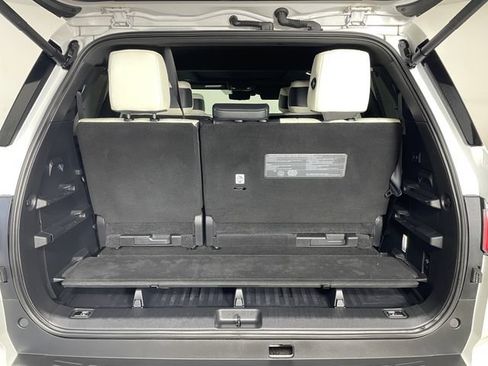 Used 2023 Toyota Sequoia Capstone AWD/4WD image 17