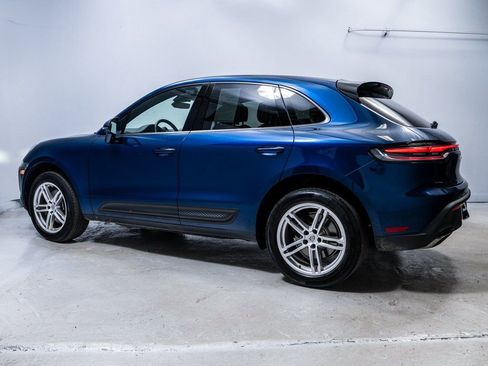 Used 2023 Porsche Macan AWD/4WD image 2