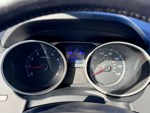 Used 2015 Hyundai Tucson Limited FWD image 17