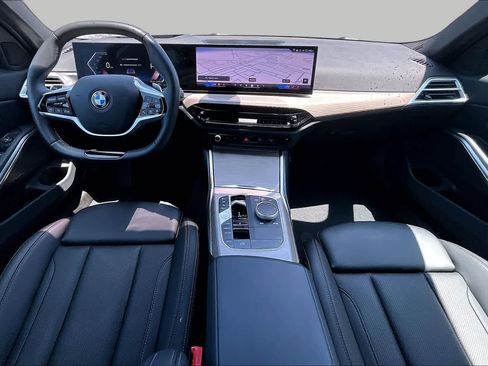 Certified 2025 BMW 330i Sedan RWD image 15