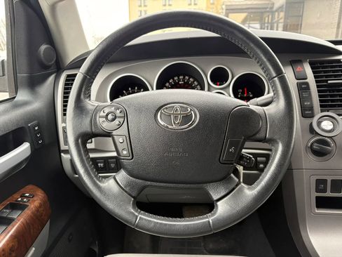 Used 2012 Toyota Tundra Limited w/ Memory Pkg image 12