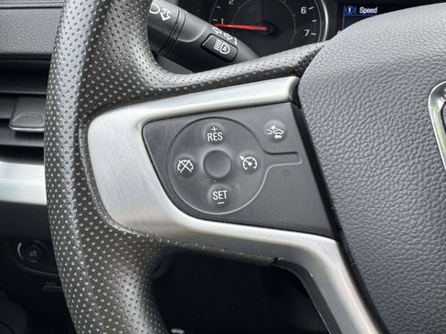 Used 2024 GMC Terrain SLE FWD image 24
