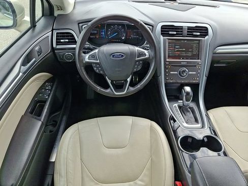 Used 2016 Ford Fusion Titanium FWD image 14