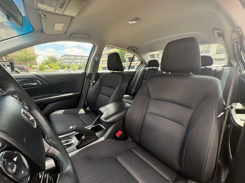 Used 2015 Honda Accord Sport image 11