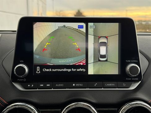 Used 2025 Nissan Sentra SR w/ SR Premium Package image 20