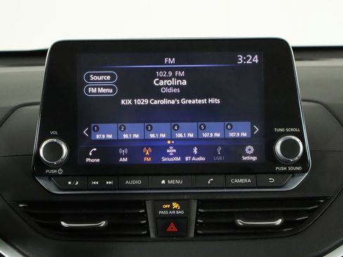 Used 2022 Nissan Altima 2.5 SV FWD image 28