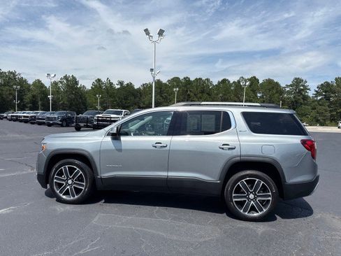 Used 2023 GMC Acadia SLT w/ Preferred Package FWD image 6