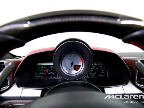 Used 2014 Ferrari 458 Spider RWD image 13