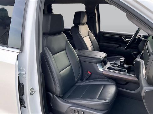 Certified 2024 GMC Sierra 1500 SLT AWD/4WD image 9