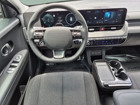New 2026 Hyundai Ioniq 5 SE AWD/4WD image 11