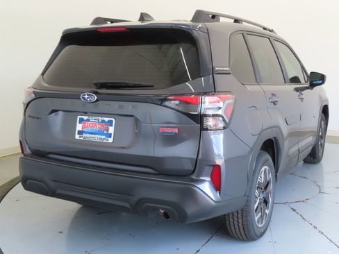 New 2026 Subaru Forester AWD/4WD image 3