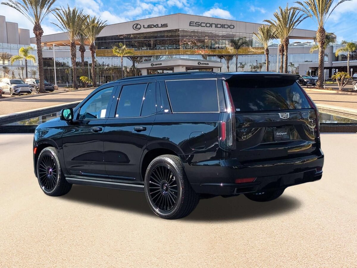 Used 2022 Cadillac Escalade Sport Platinum w/ Heavy-Duty Trailer Package AWD/4WD image 7