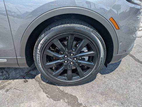 Used 2023 Lincoln Nautilus Reserve w/ Equipment Group 201A FWD image 11