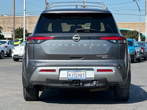 Certified 2024 Nissan Pathfinder Platinum w/ Cargo Package AWD/4WD image 5