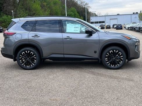New 2026 Nissan Rogue SV AWD/4WD image 42